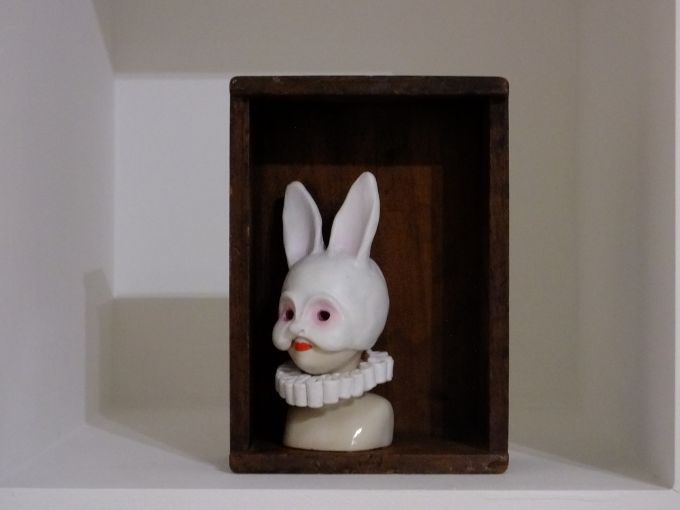 Peeping Alice
